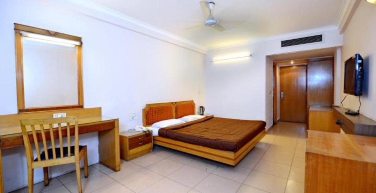Hotel Shelter Gwalior Eksteriør bilde